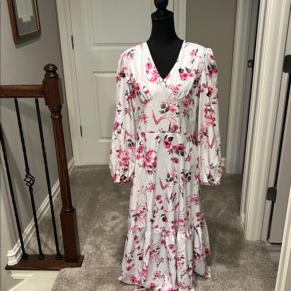Floral Long Sleeve Maxi Dress - Picture 1 of 14